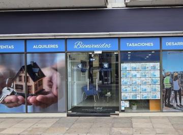 Local comercial · 130m² · Alquiler Local en Vicente López Sobre Av Libertador