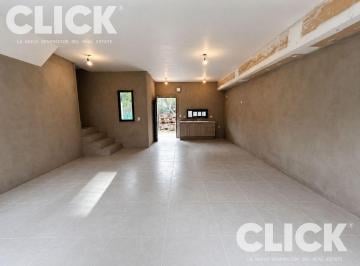 Casa · 104m² · 4 Ambientes · 1 Cochera · Venta - Casa con Jardín - Don Torcuato