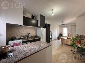 Departamento · 27m² · 1 Ambiente · 1 Cochera · Venta Departamento Monoambiente con Cochera Cubierta en Caseros