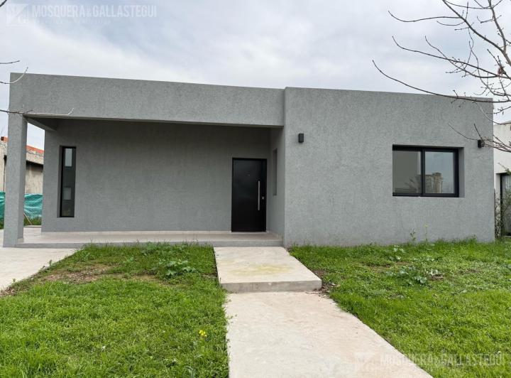 Casa · 185m² · 4 Ambientes