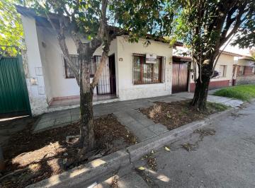 PH · 72m² · 4 Ambientes · 1 Cochera · Venta PH a La Calle 3 Ambientes con Lugar de Guardado Auto