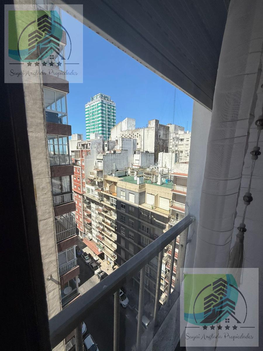 Excelente departamento de 3 ambientes a la calle en Corrientes esq. Peatonal San Martín