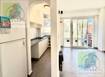 Departamento · 42m² · 2 Ambientes · Departamento - Plaza Colon