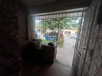 Casa · 206m² · 5 Ambientes · 1 Cochera · Casa en Don Bosco