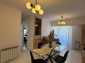Departamento · 58m² · 3 Ambientes · Venta Departamento con Balcon a La Calle en La Perla