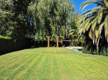 Quinta vacacional · 282m² · 5 Ambientes · 4 Cocheras · Venta de Hermosa Quinta en Los Ñanduces / Quincho, Maschwitz