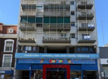 Departamento · 70m² · 3 Ambientes · 3 Ambientes Frente C/balcon Super Luminoso Real Oportunidad!