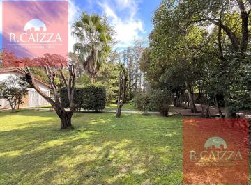 Quinta vacacional · 190m² · 3 Ambientes · 1 Cochera · Quinta en Glew
