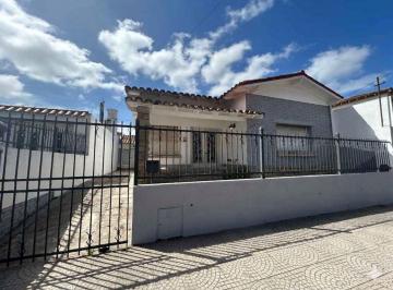 Casa · 100m² · 3 Ambientes · 1 Cochera · Casa - Necochea