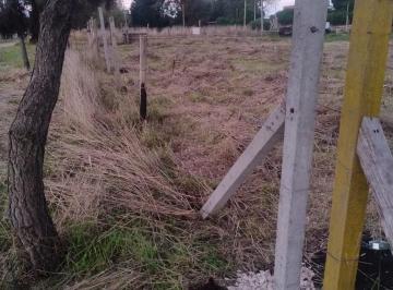 Terreno · 490m² · Lote en Esquina 10 y 511 Marysol