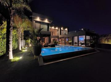Casa · 560m² · 6 Ambientes · 4 Cocheras · Casa en Alquiler en El Yacht, Nordelta, Tigre