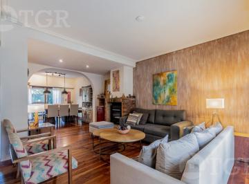 Casa · 246m² · 5 Ambientes · 1 Cochera · Casa en Venta en La Lucila
