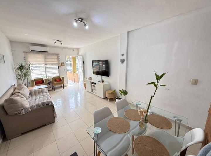 Casa · 75m² · 3 Ambientes · 1 Cochera