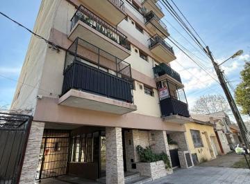Departamento · 32m² · 2 Ambientes · 1 Cochera · Departamento 2 Ambientes C/ Cochera Desc. - 1° Piso Frente
