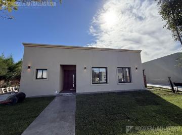 Casa · 150m² · 4 Ambientes · Casa en Venta en San Ramon