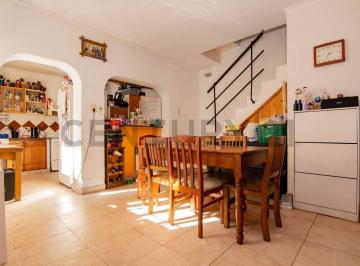 Departamento · 71m² · 3 Ambientes · Venta Departamento PH de 2 Dorm. con Terraza y Parrillero en Pichincha, Rosario