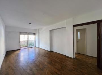 Departamento · 60m² · 4 Ambientes · Venta – Departamento de 2 Dorm. con Balcón Al Frente.