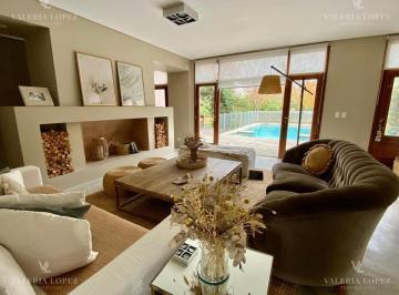 Casa · 335m² · 5 Ambientes · 1 Cochera · Casa en Venta en Ayres de Pilar, Pilar, G. B. a. Zona Norte