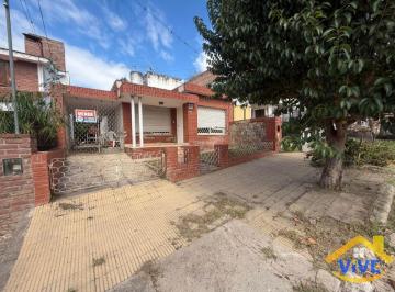 Casa de 7 ambientes, Cosquín · Casa en Venta C/ Cochera en Cosquín