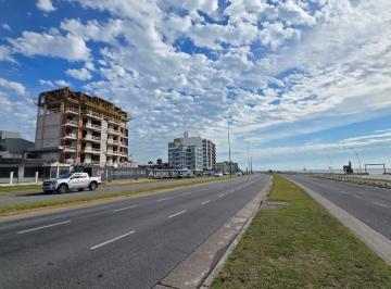 Departamento · 58m² · 3 Ambientes · 1 Cochera · Departamento 3 Ambientes con Espacio de Cochera - Frente Al Mar