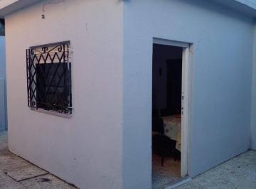 Casa · 70m² · 3 Ambientes · Casa en Venta - 2 Dorm. 1 Baño - San Clemente del Tuyú