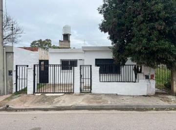 Foto · Alquilo Casa Dos Dorm. - Barrio Ferrer.