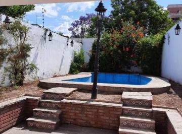 Casa de 6 ambientes, Ciudad de Mendoza · Coronel Rodríguez y Sobremonte - Quinta Sección