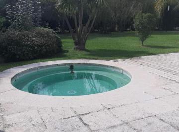 Casa · 208m² · 5 Ambientes · Casa en Venta - 4 Dorm. 3 Baños - Cocheras - 1600 m² - Haras del Sur I, La Plata