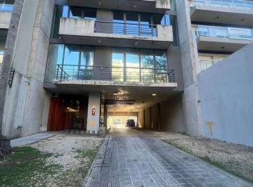 Oficina comercial · 90m² · 2 Cocheras · Oficina en Alquiler en El Bajo de Vicente Lopez