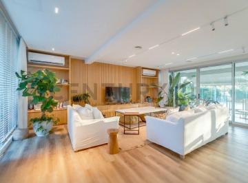 Casa · 266m² · 5 Ambientes · Casa en Venta en Lomas de City Bell 3 Dorm.