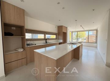 Casa · 262m² · 5 Ambientes · 1 Cochera · Casa en Venta en Carpinchos, Nordelta, Tigre