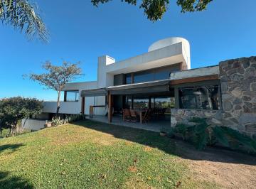 Casa · 375m² · 8 Ambientes · 2 Cocheras · Venta Casa 4 Dorm Villa Belgrano Barrio Privado