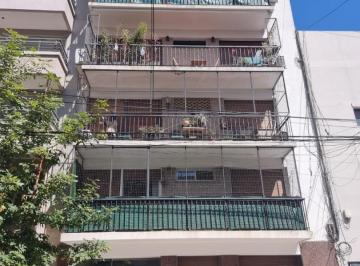 Departamento · 82m² · 3 Ambientes · Semipiso 3 Amb 90 m² C/dep/serv Frente Bcon a Reciclar