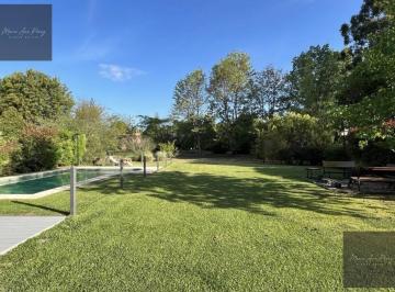 Casa · 270m² · 5 Ambientes · 2 Cocheras · Casa en Venta en Ayres del Pilar - 5 Ambientes - Pilar - Apto Crédito.
