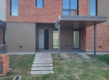 Casa de 4 ambientes, Córdoba · Manantiales II Duplex 3 Dorm a Estrenar