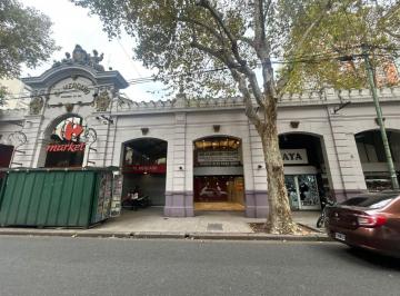 Local comercial , Recoleta · Local en Recoleta, Plaza Vicente Lopez (50 M&sup2;) - Impecable.