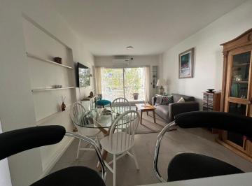 Departamento · 60m² · 3 Ambientes · Palermo Hollywood/ Luminoso 3 Ambientes, con Balcón Parrilla