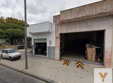 Local comercial · 117m² · 2 Ambientes · Local en Venta - 1 Baño - 117 m² - Nueva Pompeya