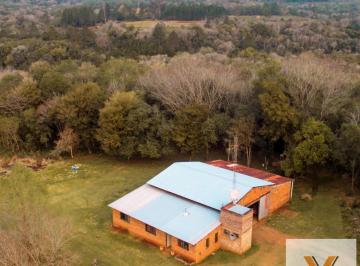 Casa · 200m² · 3 Ambientes · 12 Cocheras · Casa en Venta - 2 Dorm. 1 Baño - Cocheras - 10.000 m² - Misiones