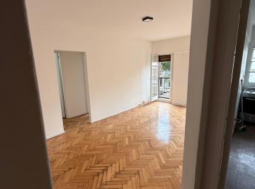 Departamento de 2 ambientes, Villa Crespo · Alquiler – Hermoso Departamento 2° Piso con Balcón
