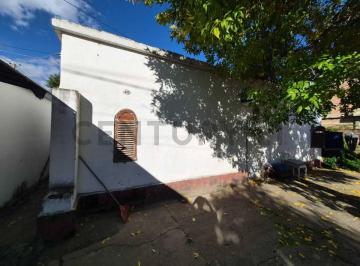 Casa · 153m² · 4 Ambientes · 1 Cochera · Casa 2 Dorm. con Panaderia y Despensa Funcionando