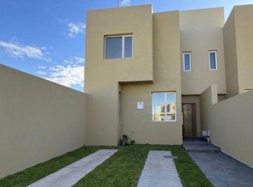 Casa de 4 ambientes, Neuquén · Casa a Estrenar de 3 Dorm. y 3 Baños - Confluencia Rural - Neuquen