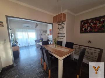PH · 100m² · 5 Ambientes · PH en Venta - 3 Dorm. 1 Baño - Crucecita
