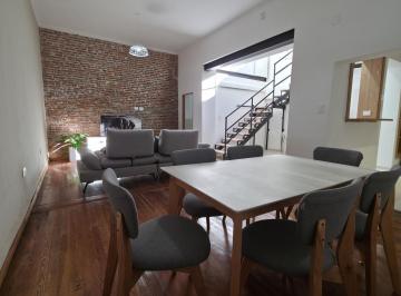 Casa · 120m² · 2 Dormitorios · Casa de Pasillo (No PH) 2 Dorm con Terraza y Parrillero