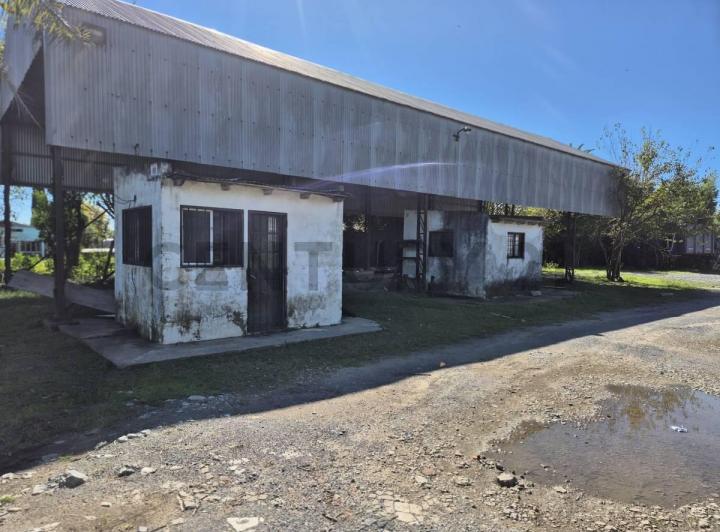 Bodega-Galpón · 6000m² · 2 Dormitorios
