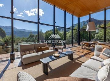 Casa · 500ha · 6 Ambientes · 3 Cocheras · Casa en Venta en Arelauquen Golf