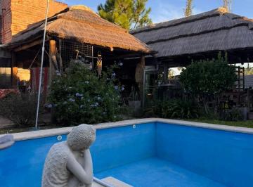 Casa · 75m² · 4 Ambientes · 1 Cochera · Casa en Andino con Pileta y Quincho
