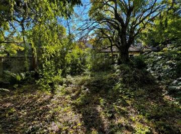 Casa · 78m² · 4 Ambientes · 3 Cocheras · Casa con Importante Terreno en Venta en San Isidro, G. B. a., Apto Credito