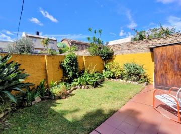 PH · 73m² · 3 Ambientes · Venta PH 3 Ambientes con Patio Apto Credito en Versalles