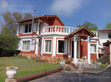 Casa · 500m² · Hermoso Complejo de Cabañas + Casa Frente Al Rio